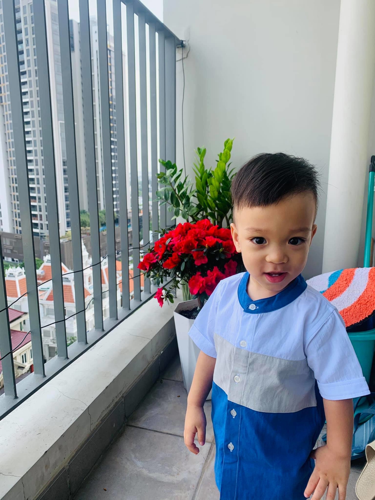 Thanh Ngọc tận hưởng hạnh phúc bên chồng và con trai - Ảnh 3.