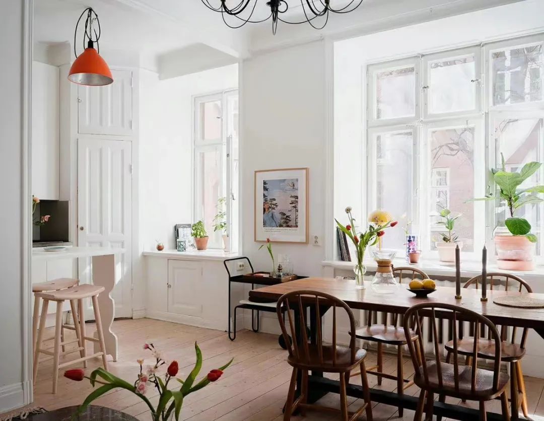 Càng ngắm càng mê vẻ đẹp phá cách của căn hộ Bắc Âu chỉ rộng 49m² - Ảnh 10.