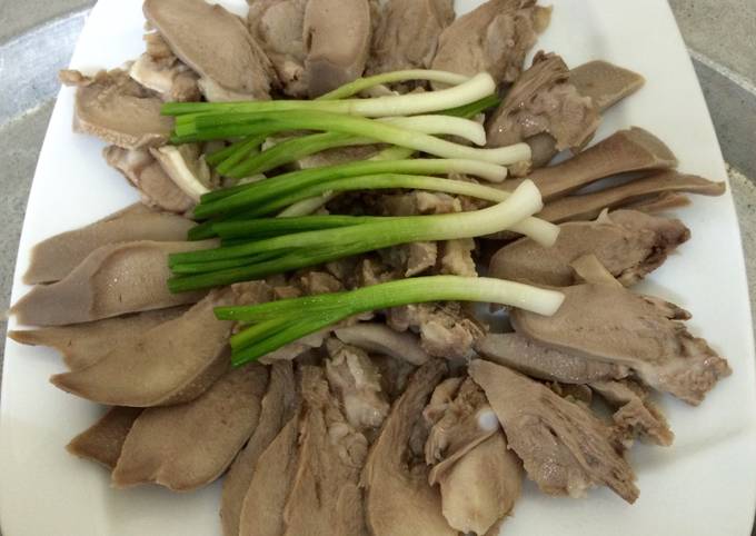 Bộ phận mỗi con lợn chỉ có một, ngon hơn thịt bò nhưng nhiều người chê bẩn không ăn - Ảnh 1. Bộ phận mỗi con lợn chỉ có một, ngon hơn thịt bò nhưng nhiều người chê bẩn không ăn - Ảnh 1.