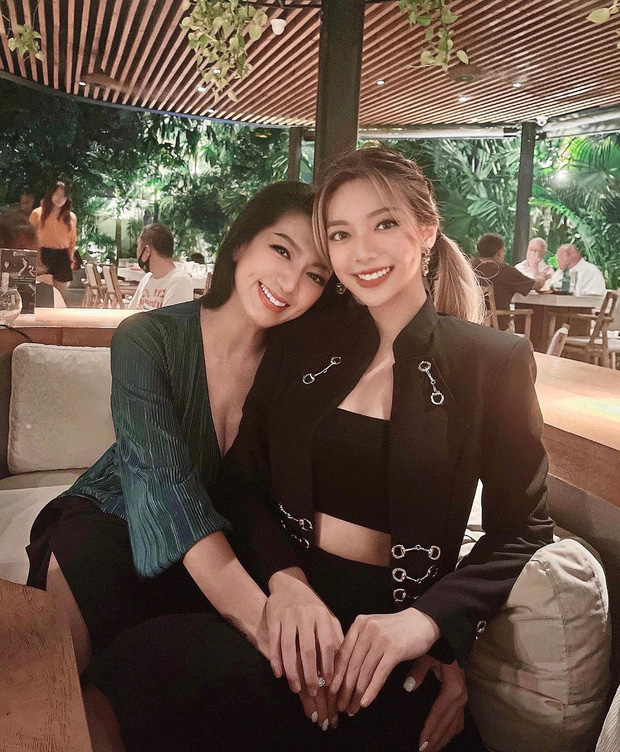 Dàn ái nữ các Hoa hậu - Á hậu: Ai cũng hưởng trọn gene xinh đẹp và vóc dáng cao ráo từ mẹ - Ảnh 3. Dàn ái nữ các Hoa hậu - Á hậu: Ai cũng hưởng trọn gene xinh đẹp và vóc dáng cao ráo từ mẹ - Ảnh 3.