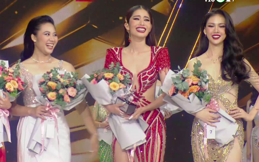 Cựu thí sinh Next Top Model và chị gái Nam Em giành "cú đúp" đêm Bán kết Hoa hậu Hoàn vũ Việt Nam 2022