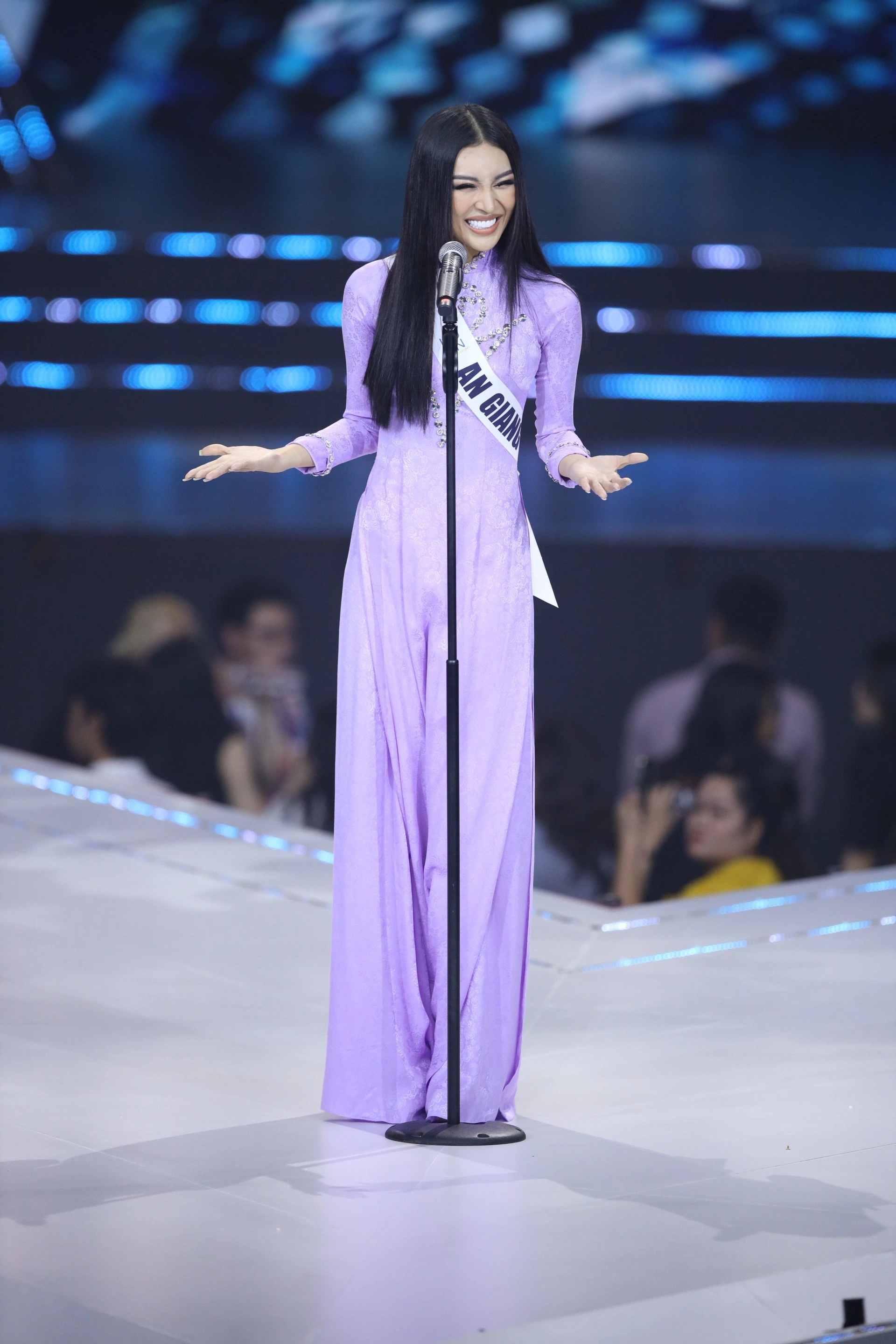 Thí sinh Hoa hậu Hoàn vũ Việt Nam bị miệt thị ngoại hình, trầm cảm - Ảnh 7.