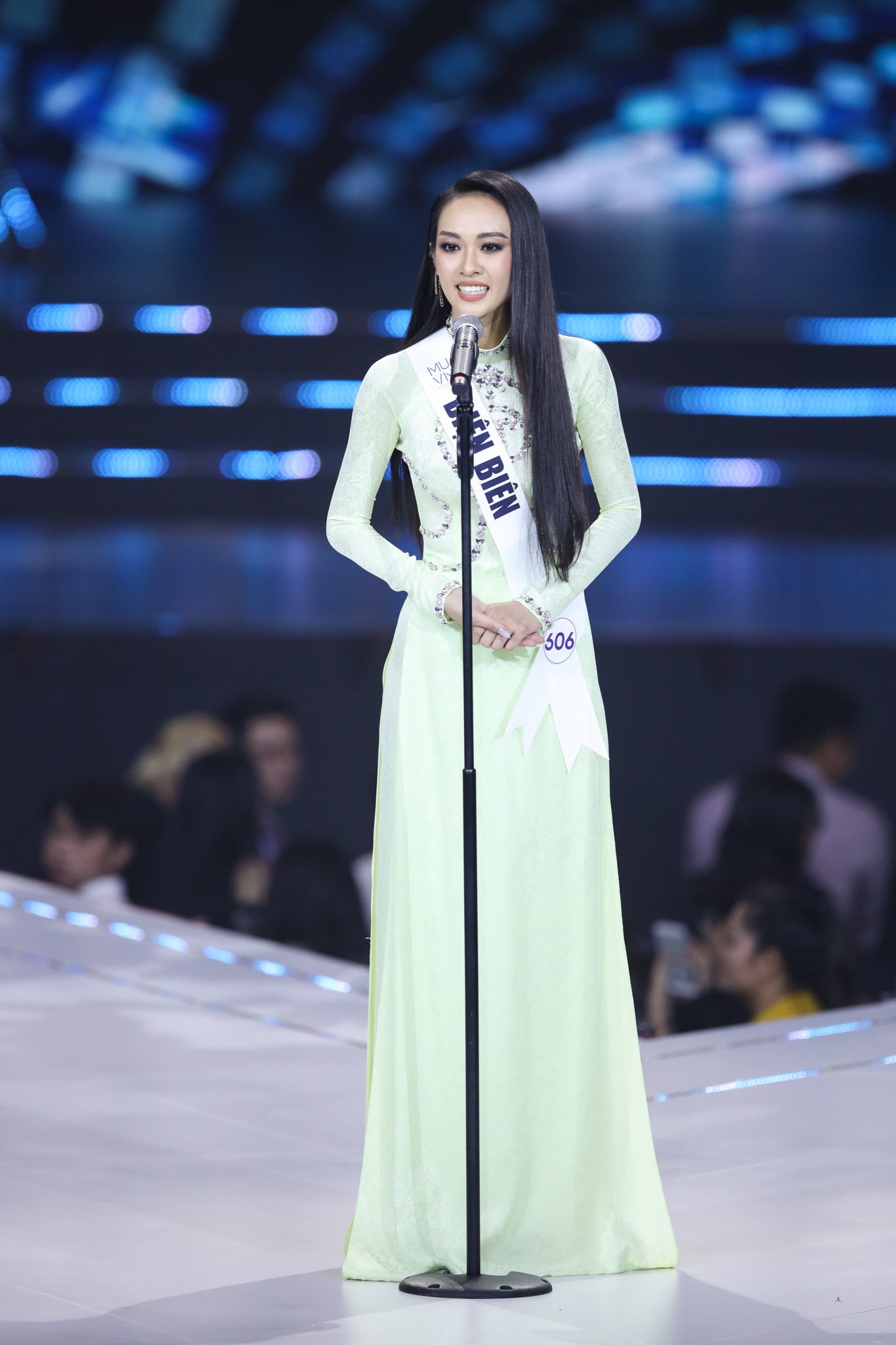 Thí sinh Hoa hậu Hoàn vũ Việt Nam bị miệt thị ngoại hình, trầm cảm - Ảnh 10.
