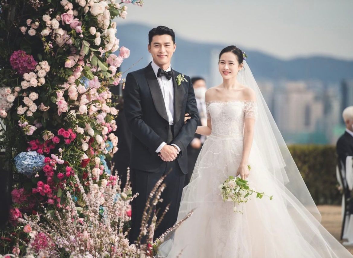 Showbiz Hàn ngập tin vui nửa đầu năm 2022: Hyun Bin - Son Ye Jin gây bão toàn cầu, vậy cặp đôi &quot;hạ màn&quot; là ai? - Ảnh 6.