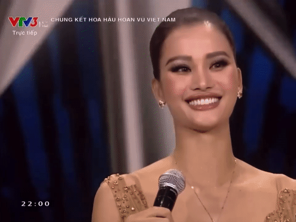 Ngán ngẩm việc người đẹp nói tiếng Anh ở chung kết Hoa hậu Hoàn vũ Việt Nam - Ảnh 4.