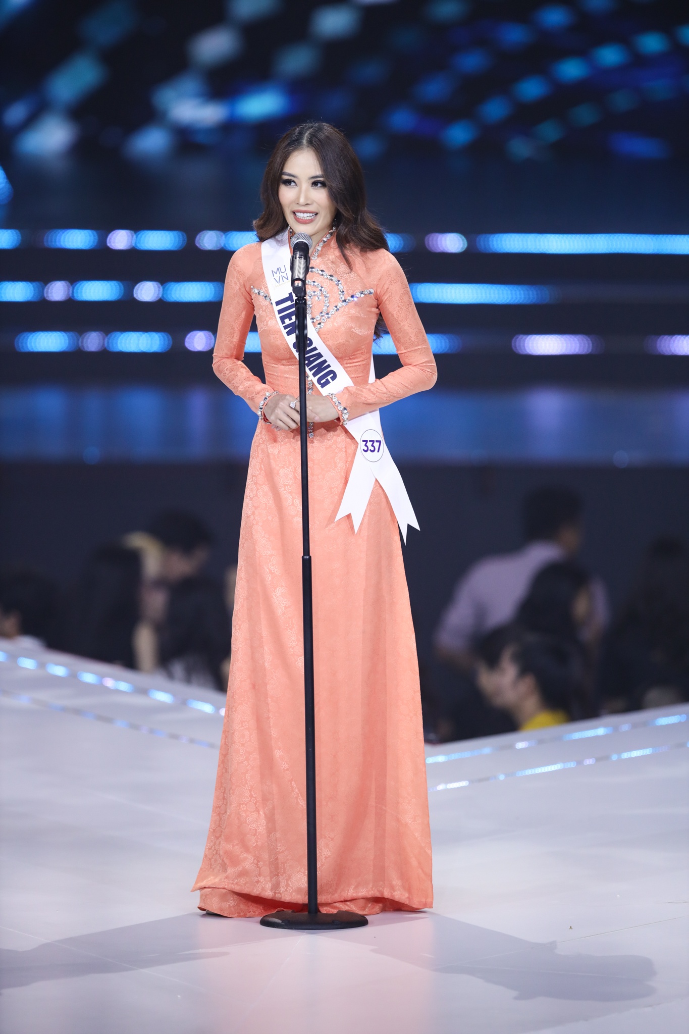 Nỗi ám ảnh thi tiếng Anh của thí sinh Hoa hậu Hoàn vũ Việt Nam - Ảnh 3.