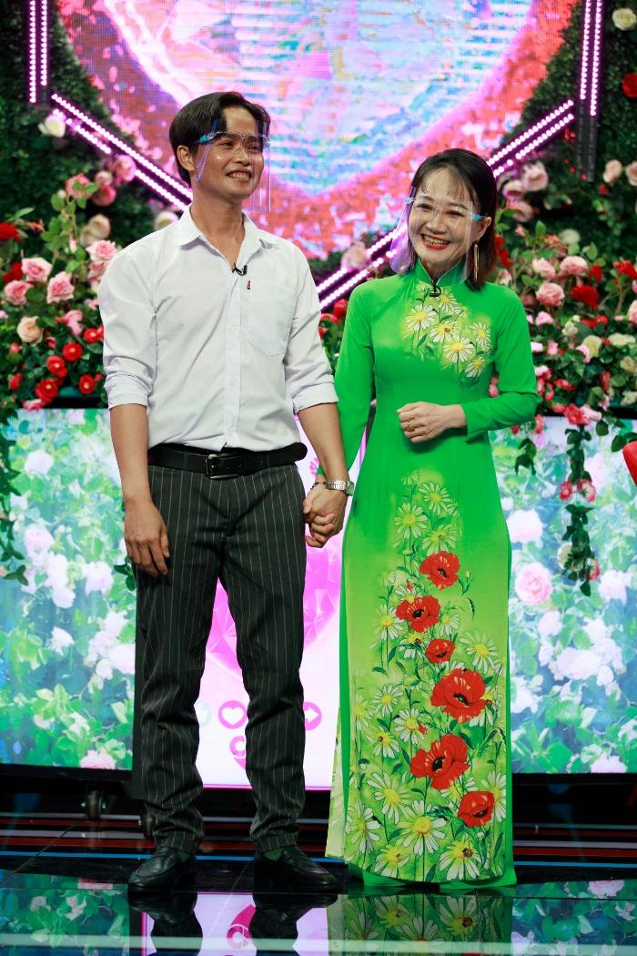 Cặp đôi kết hôn sau 2 tháng hẹn hò qua mai mối - Ảnh 1.