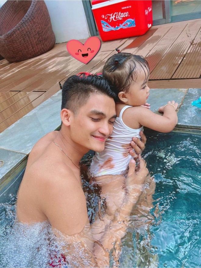Trước cưới Mạc Văn Khoa và vợ đã &quot;an cư&quot;: Nhà quê to nhất vùng, đi thuê nhà 50 tỷ - Ảnh 5.