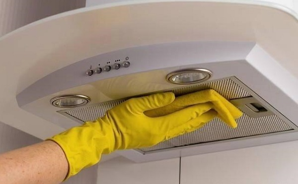 Hòa kem đánh răng vào rượu trắng, giải quyết ngay nhiều vấn đề khó nhằn trong nhà - Ảnh 4. Hòa kem đánh răng vào rượu trắng, giải quyết ngay nhiều vấn đề khó nhằn trong nhà - Ảnh 4.
