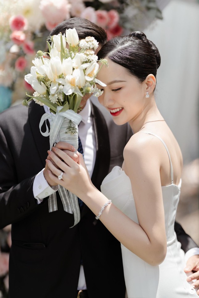 Cô gái có làn da đẹp nhất Hoa hậu Việt Nam 2020 tiết lộ về đám cưới sắp tới - Ảnh 4.
