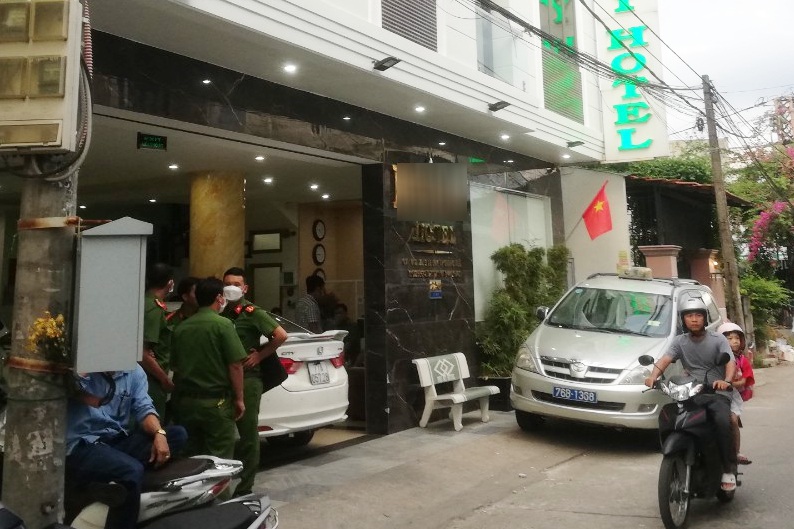 Người đàn ông tử vong trong khách sạn, truy tìm người phụ nữ ở cùng - Ảnh 1. Người đàn ông tử vong trong khách sạn, truy tìm người phụ nữ ở cùng - Ảnh 1.