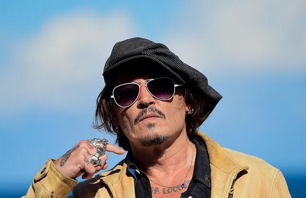 Johnny Depp tiếp tục hầu tòa - Ảnh 2.