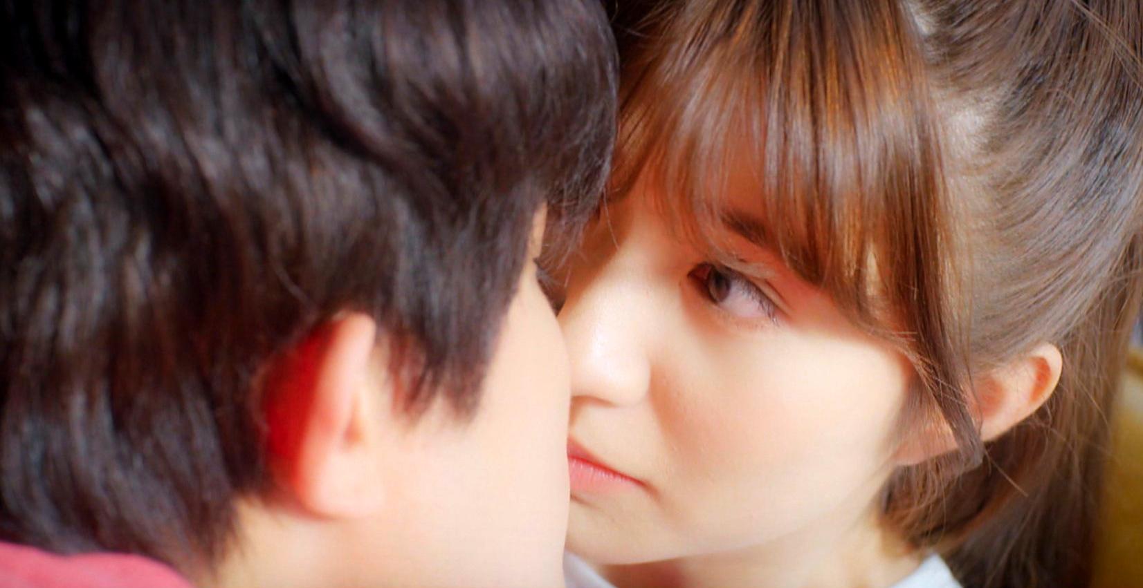 Ngọc Huyền diễn 7 lần cảnh hôn Doãn Quốc Đam trong 'Thương ngày nắng về'