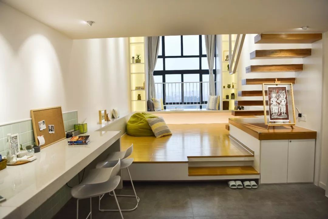 Căn hộ 52m² đẹp ấn tượng với cách bố trí nội thất giật cấp của vợ chồng trẻ - Ảnh 8. Căn hộ 52m² đẹp ấn tượng với cách bố trí nội thất giật cấp của vợ chồng trẻ - Ảnh 8.
