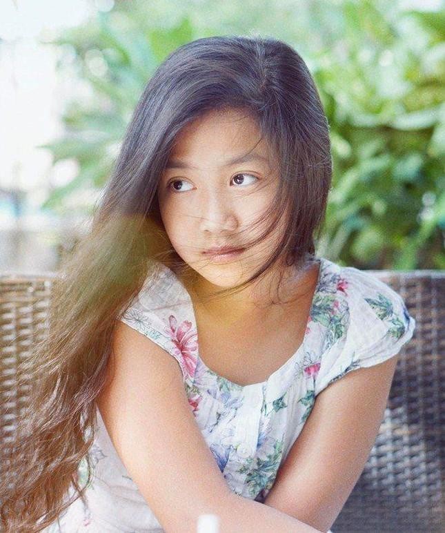 Con gái Mạnh Trường khiến netizen trầm trồ bởi chiều cao lẫn thần thái đáng nể ở tuổi 13 - Ảnh 6.