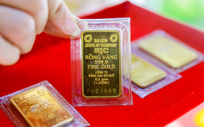 Sốc: Giá vàng SJC đột ngột giảm hơn 5 triệu đồng, thị trường vàng rung lắc mạnh