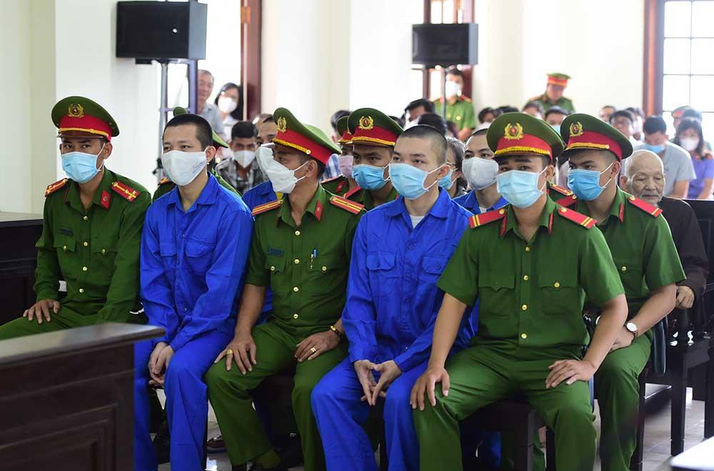 Mở lại phiên toà xét xử 6 người tại ‘Tịnh thất Bồng Lai’ - Ảnh 2.