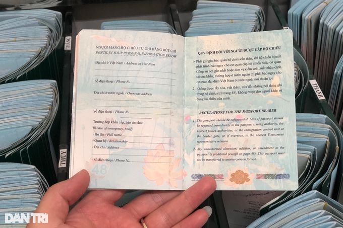 Đức nêu lý do tạm thời chưa công nhận mẫu hộ chiếu mới của Việt Nam - Ảnh 2.