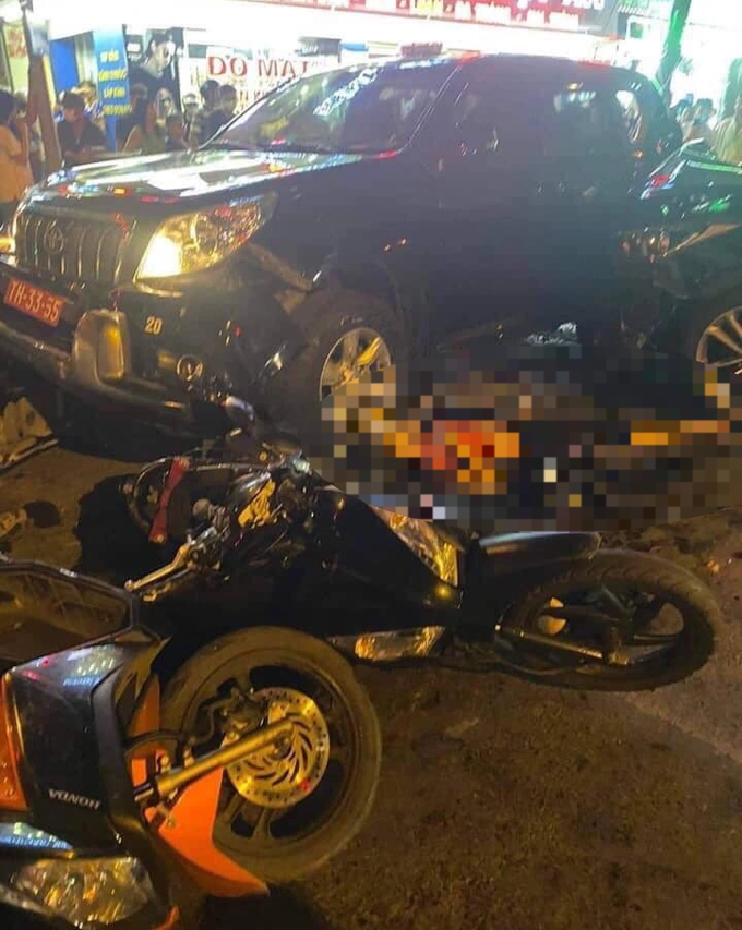 Vụ 4 ôtô tông liên hoàn loạt xe máy ở Hà Nội: Người đàn ông may mắn thoát chết kể phút kinh hoàng - Ảnh 2.