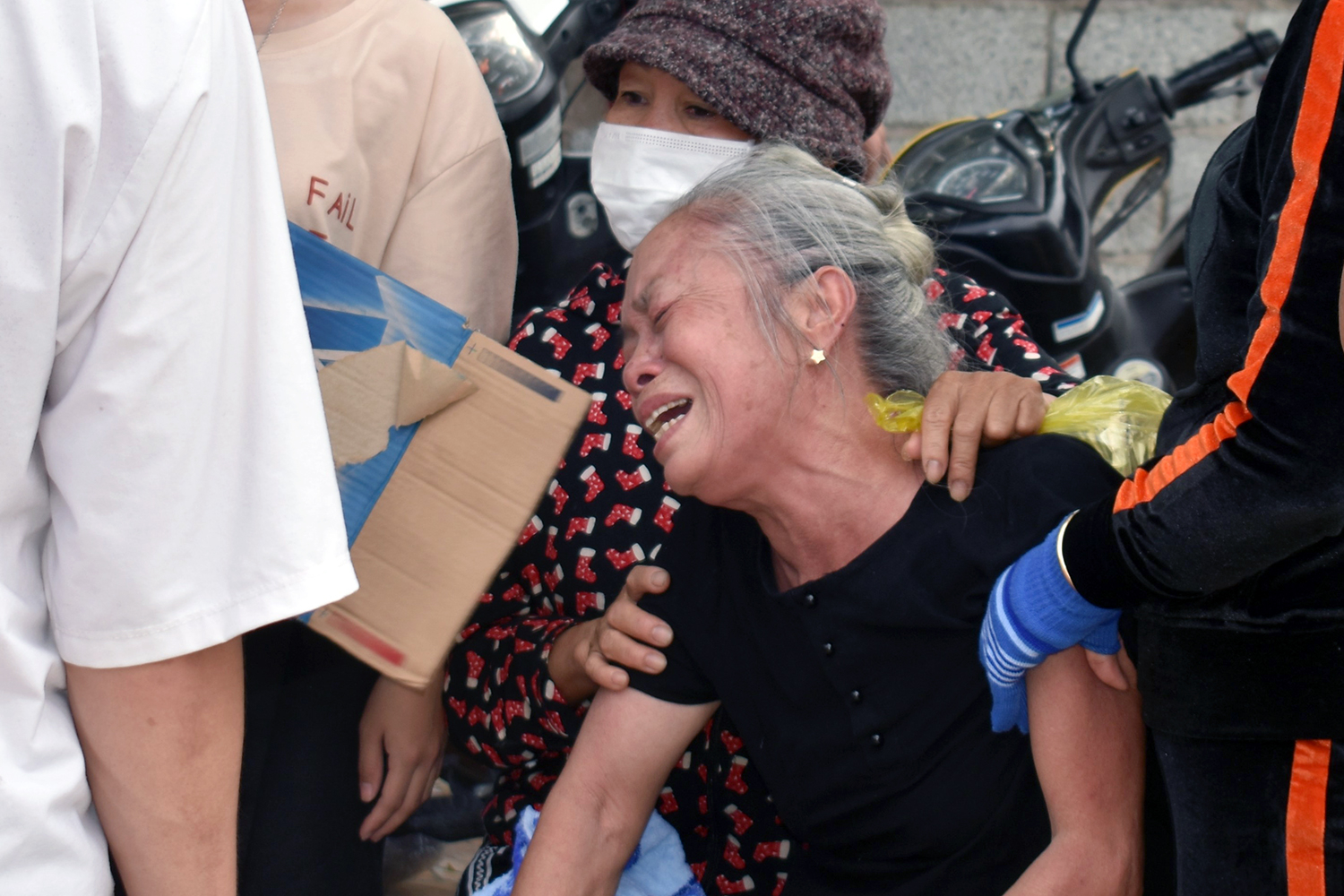 Vụ cháy ở Ninh Thuận: Hình ảnh cuối xót xa của 3 mẹ con - Ảnh 3.