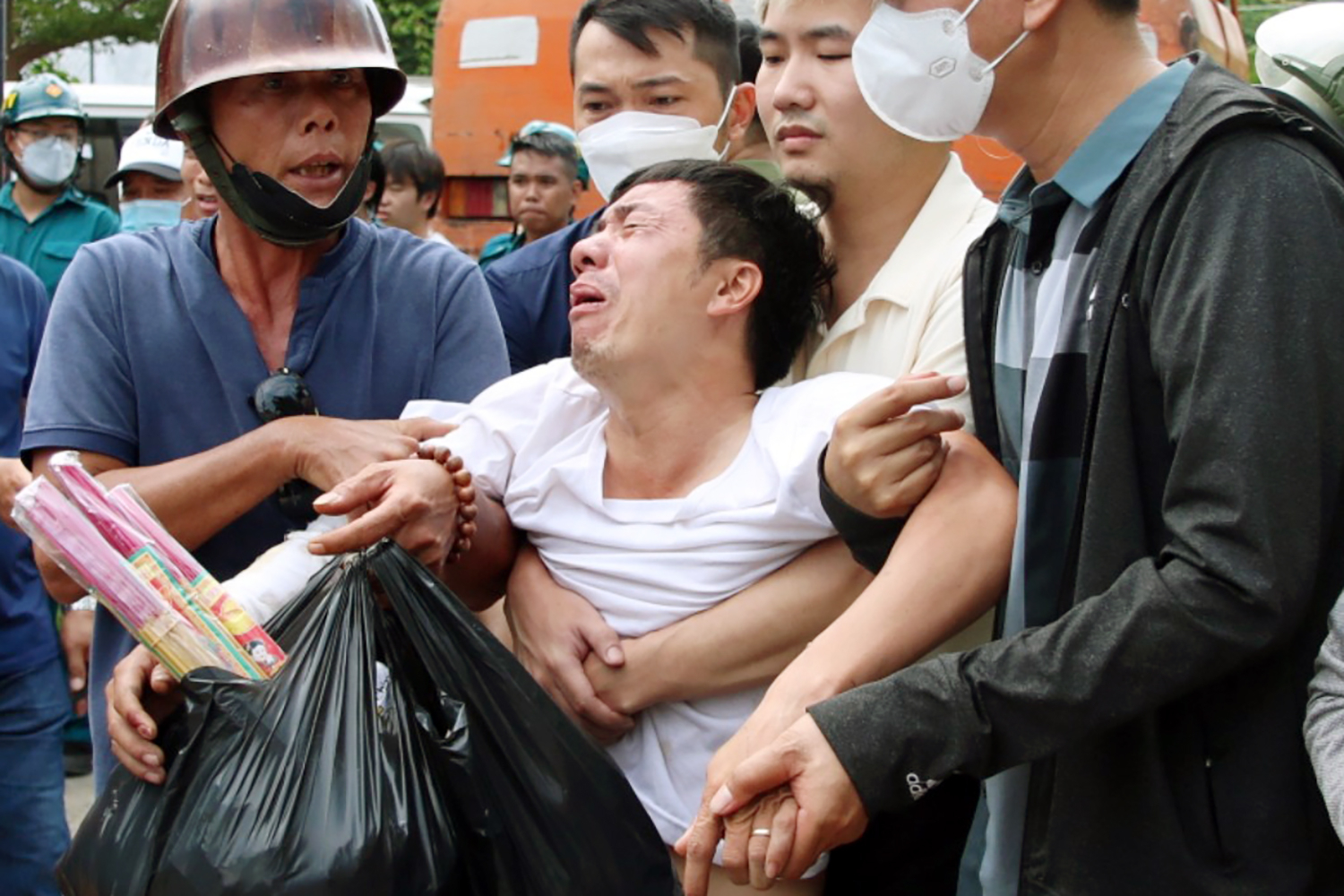 Vụ cháy ở Ninh Thuận: Hình ảnh cuối xót xa của 3 mẹ con - Ảnh 4.