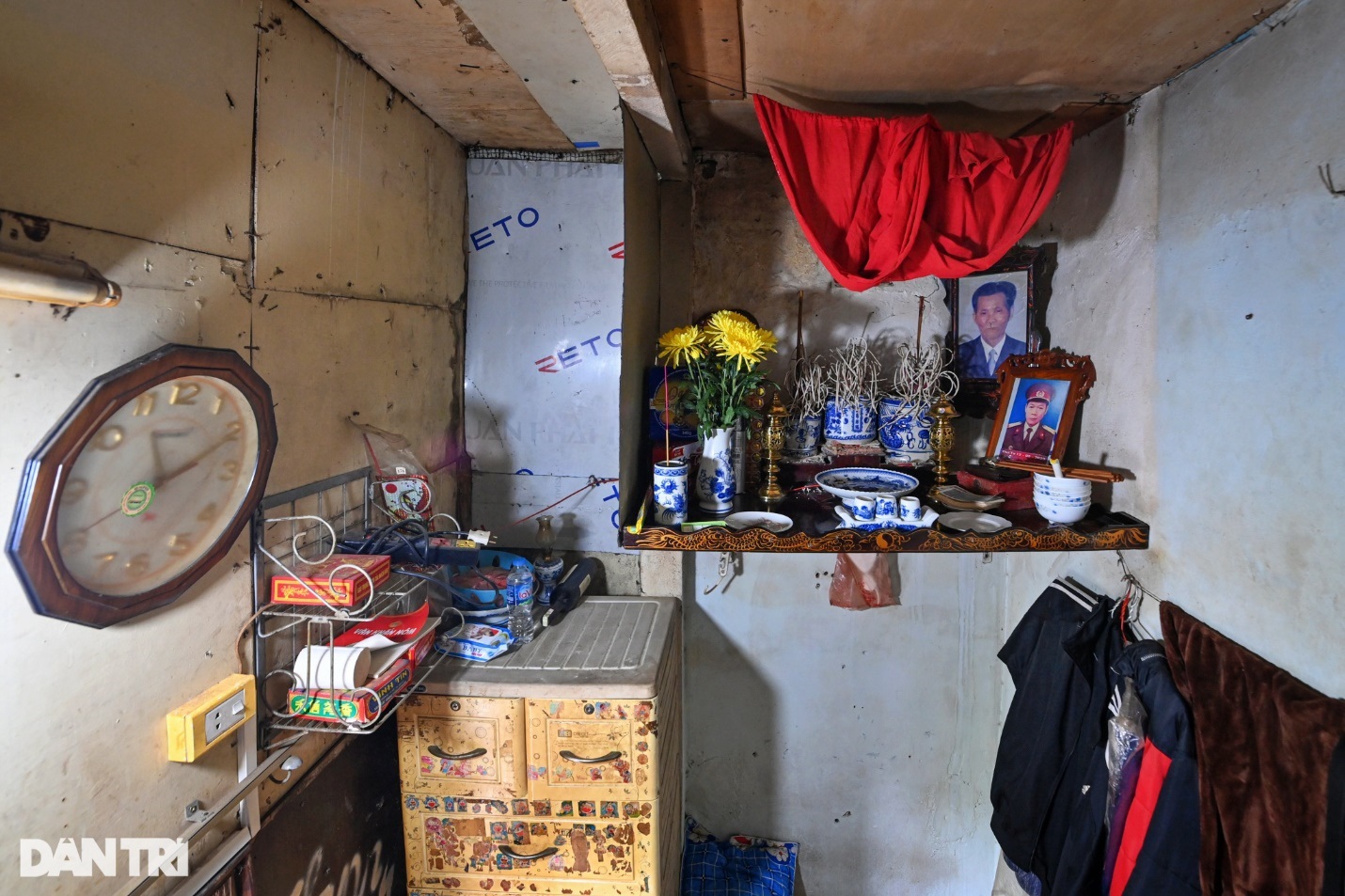 Chuyện đời buồn của gia đình ba thế hệ sống trong căn nhà 6m2 ở Hà Nội - Ảnh 7.