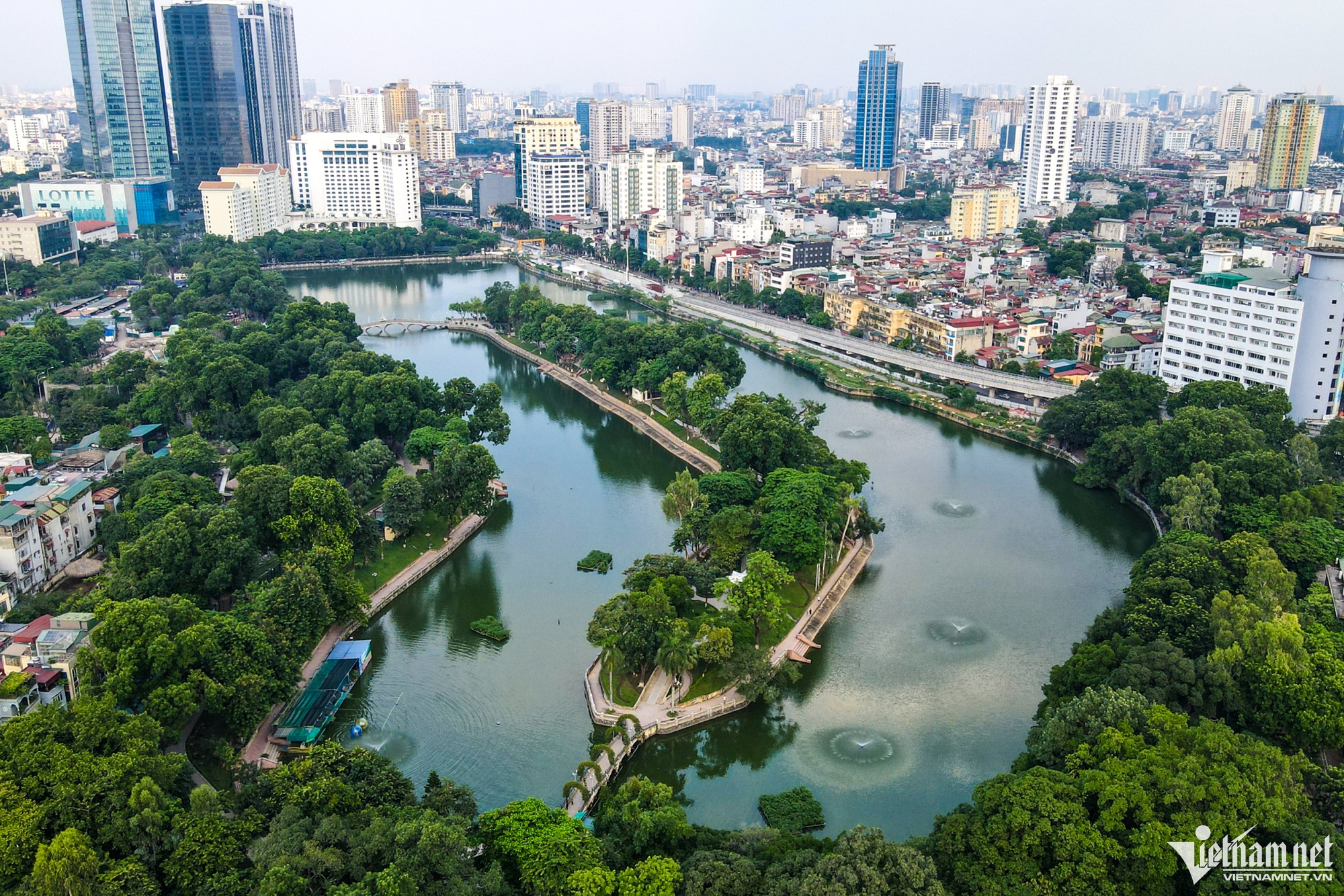 Ba công viên lớn nhất Hà Nội trong cảnh xuống cấp, nhếch nhác - Ảnh 1.