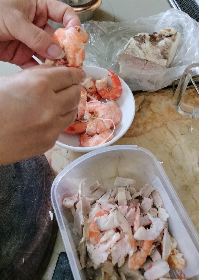 Sau rằm tháng 7 chị em bày cách làm gỏi bưởi tôm thịt đơn giản nhất ở nhà vừa kích thích vị giác, ngon ngay từ mắt lại giải ngán - Ảnh 1. Sau rằm tháng 7 chị em bày cách làm gỏi bưởi tôm thịt đơn giản nhất ở nhà vừa kích thích vị giác, ngon ngay từ mắt lại giải ngán - Ảnh 1.