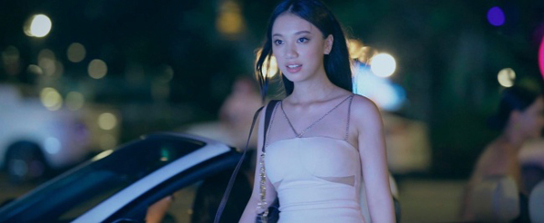 Thùy Dương - con gái NSƯT Đức Khuê trong phim &quot;Đấu trí&quot;: 19 tuổi đã đóng vai khó, đời thực cực kín tiếng - Ảnh 4.