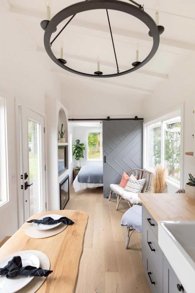 Căn nhà rộng chưa đến 20m² nhưng có thiết kế tiện nghi đến bất ngờ - Ảnh 3. Căn nhà rộng chưa đến 20m² nhưng có thiết kế tiện nghi đến bất ngờ - Ảnh 3.