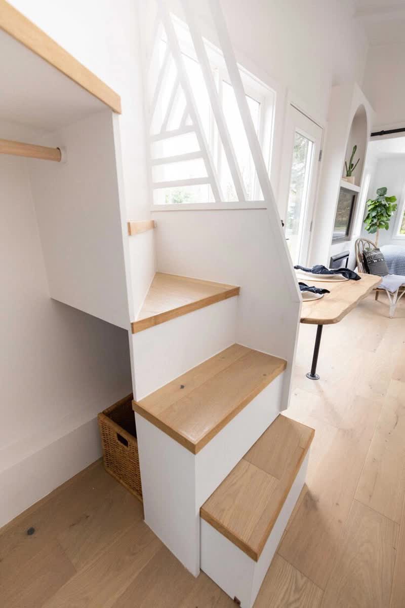 Căn nhà rộng chưa đến 20m² nhưng có thiết kế tiện nghi đến bất ngờ - Ảnh 21. Căn nhà rộng chưa đến 20m² nhưng có thiết kế tiện nghi đến bất ngờ - Ảnh 21.