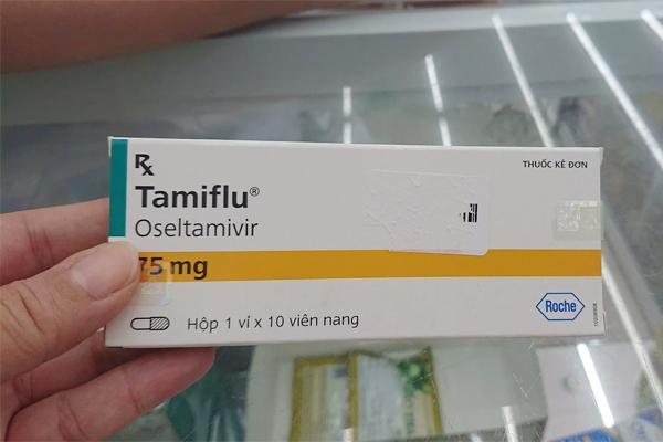 Bác sĩ cảnh báo sử dụng thuốc Tamiflu trị cúm A không đúng có thể gây trầm cảm - Ảnh 1.