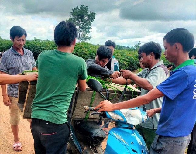 Tin sáng 26/8: Công khai xin lỗi người oan sai trong vụ án bắt đầu từ tin nhắn &quot;OK em&quot;; sự thật thông tin bé 3 tuổi tử vong không có đất chôn - Ảnh 3.