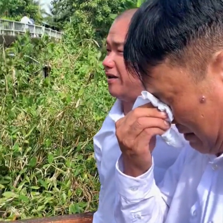 Bố mếu máo khóc trên đường tiễn ‘con gái rượu’ về nhà chồng khiến cả họ bật cười - Ảnh 3.