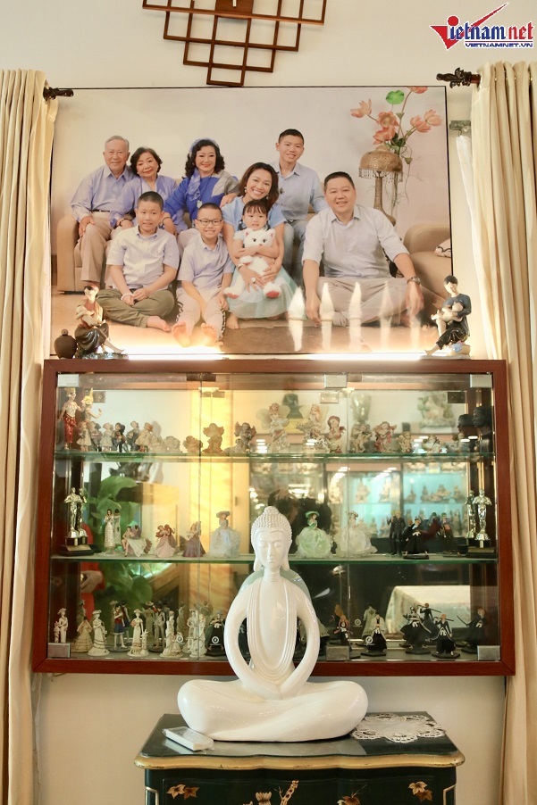 Nhà hơn 50 năm tuổi trưng bày hàng trăm tượng Phật của NSND Kim Cương - Ảnh 6.