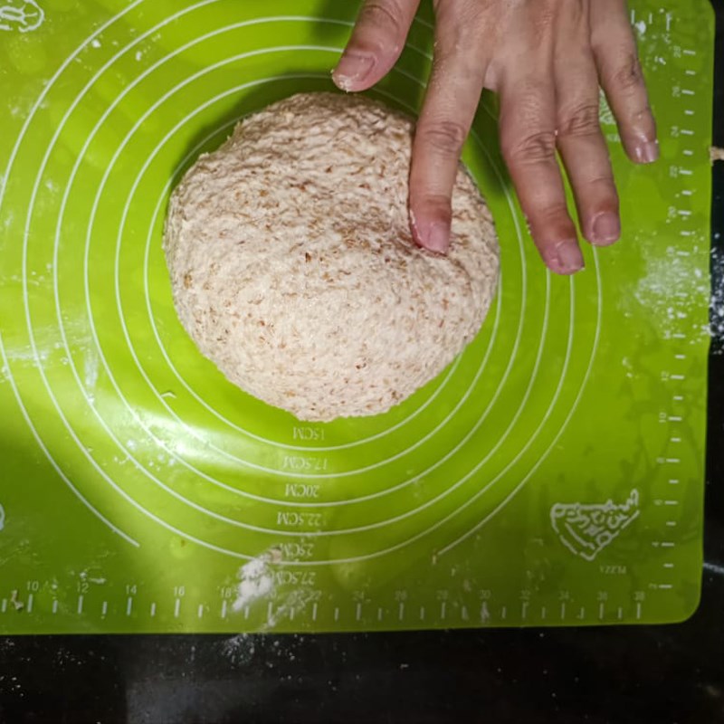 Cách làm bánh mì nguyên cám đơn giản cho hội chị em ăn kiêng - Ảnh 3.