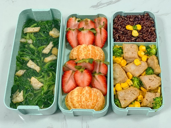 9x đi làm vì đam mê nấu lunchbox, đồ ăn healthy lành mạnh, chị em văn phòng hết lời khen ngợi - Ảnh 4.