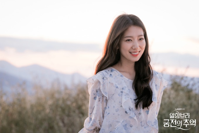 6 nguyên tắc giúp Park Shin Hye giữ da căng bóng - Ảnh 4.