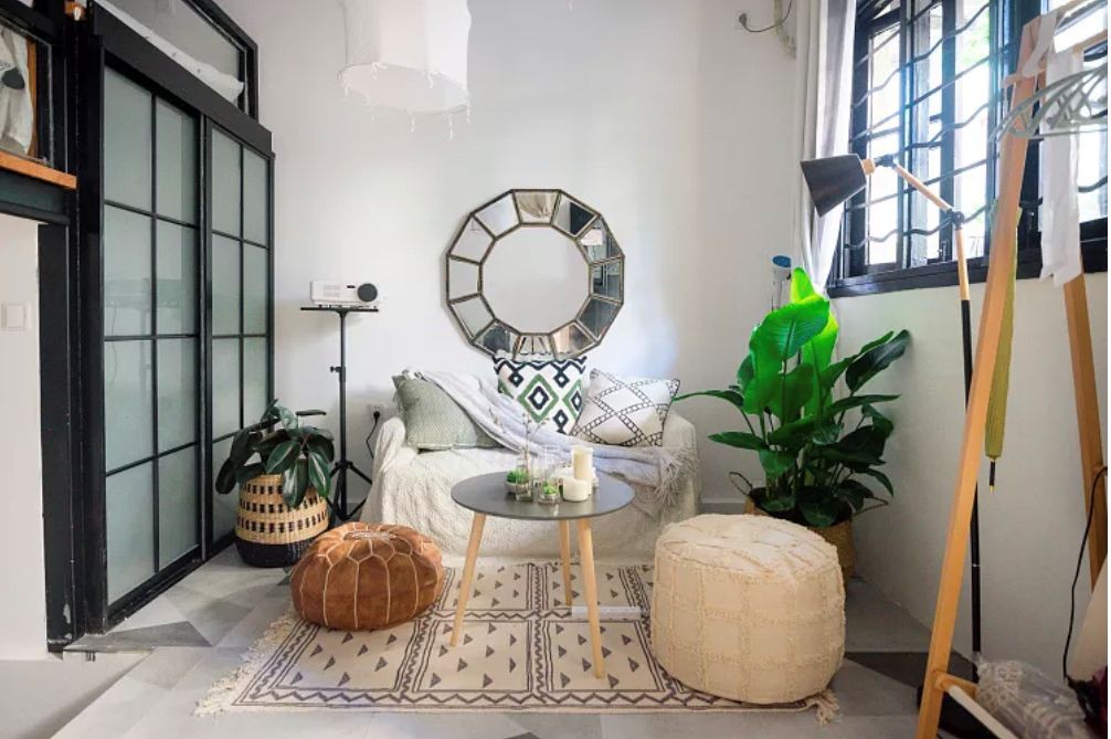 Phòng ngủ 26m2 cũ kỹ, tẻ nhạt biến thành không gian sống đáng yêu theo phong cách Maroc của cô gái trẻ - Ảnh 6. Phòng ngủ 26m2 cũ kỹ, tẻ nhạt biến thành không gian sống đáng yêu theo phong cách Maroc của cô gái trẻ - Ảnh 6.