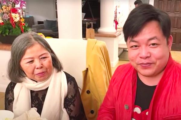 Mẹ 69 tuổi ít người biết của Quang Lê: Xuất thân giàu có, không ép con lấy vợ
