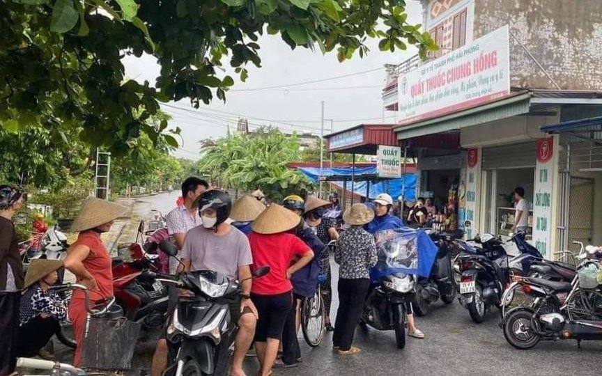 T&igrave;m nạn nh&acirc;n vụ vỡ họ ở Hải Ph&ograve;ng - Ảnh 2.