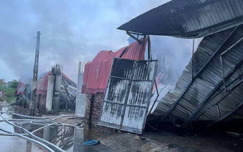 Vụ cháy xưởng chăn ga ở Hà Nội: 3 mẹ con tử vong thương tâm
