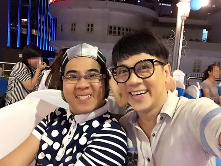 Những cặp anh em ruột nổi tiếng 'tung hoành' showbiz Việt - Ảnh 8. Những cặp anh em ruột nổi tiếng 'tung hoành' showbiz Việt - Ảnh 8.
