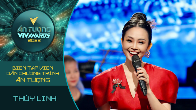 Hình ảnh không có trên sóng truyền hình của Thùy Linh-MC được đề cử VTV Awards 2022 - Ảnh 2.