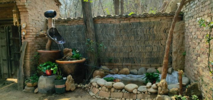 3 chàng trai tốt nghiệp không đi làm, lên núi biến căn nhà hoang tàn thành điền viên nghỉ dưỡng - Ảnh 2. 3 chàng trai tốt nghiệp không đi làm, lên núi biến căn nhà hoang tàn thành điền viên nghỉ dưỡng - Ảnh 2.