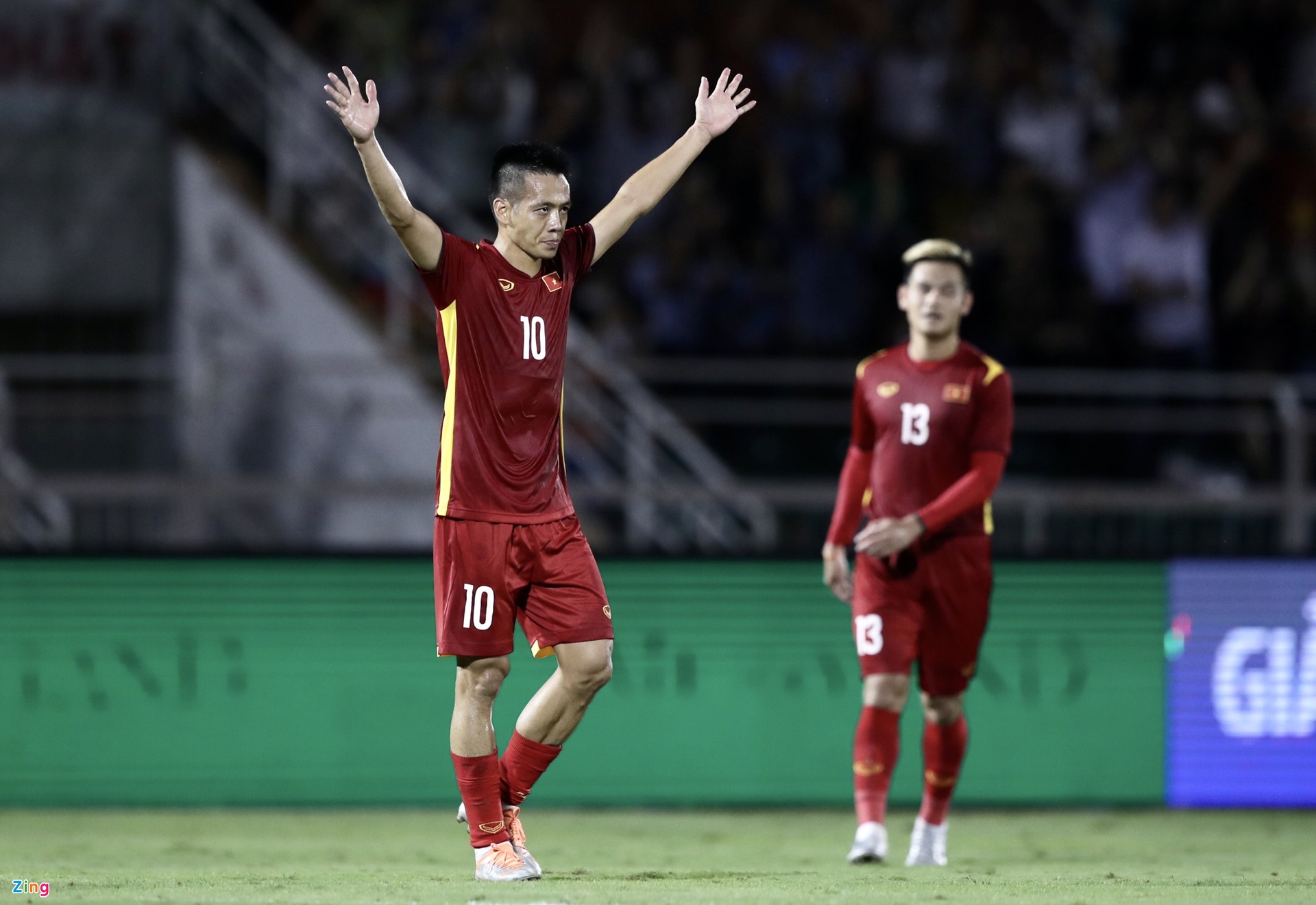 Tuyển Việt Nam thắng Singapore 4-0 - Ảnh 1.