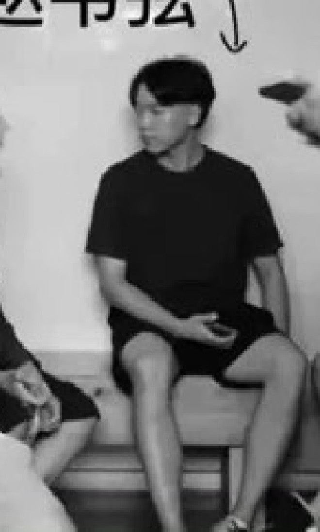 H&agrave;ng trăm nữ sinh Học viện Điện Ảnh Bắc Kinh tố bị thầy gi&aacute;o cưỡng hiếp - Ảnh 2.