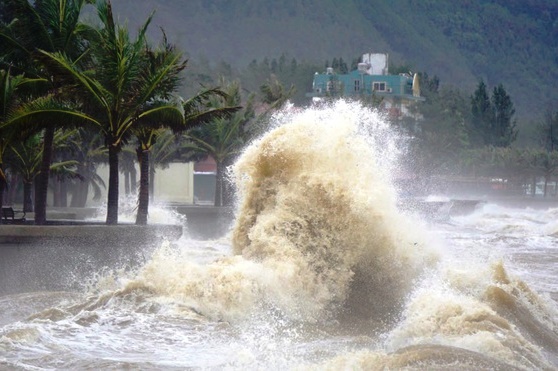 CẬP NHẬT: Siêu bão NORU tiến nhanh vào Biển Đông; Thủ tướng Chính phủ chỉ đạo khẩn cấp ứng phó - Ảnh 8.