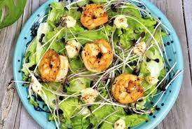 Có 1 loại salad ăn ngon 'quên sầu', giúp trẻ lâu, ngăn ngừa rụng tóc và cách chế biến đơn giản - Ảnh 3. Có 1 loại salad ăn ngon 'quên sầu', giúp trẻ lâu, ngăn ngừa rụng tóc và cách chế biến đơn giản - Ảnh 3.