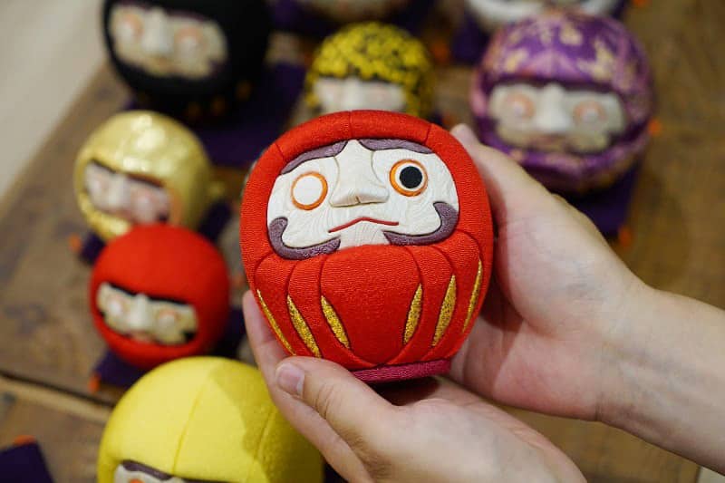 Những điều ít biết về Daruma - món quà cầu may siêu đáng yêu của người Nhật và thông điệp văn hóa sâu sắc - Ảnh 4.